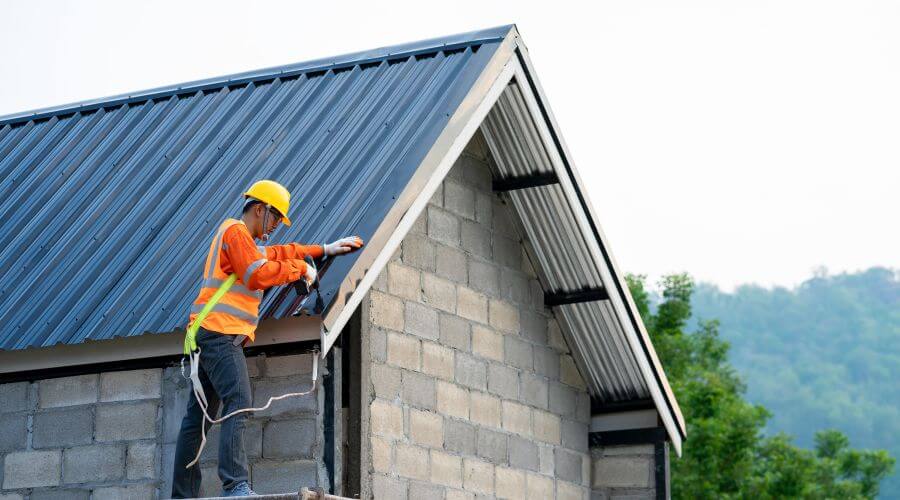 Professional residential roofers in Shelbyville, IN